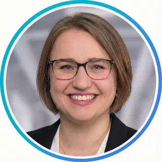 Petra Wagner-Stoffels, Prokuristin & Operations